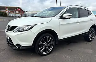 Used 2015 Nissan Qashqai Tekna White - Interior and Exterior details 2