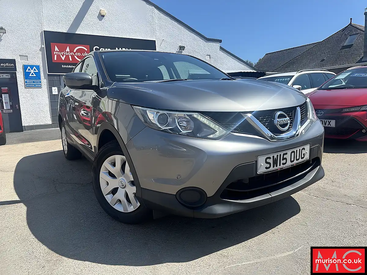 Used 2015 Nissan Qashqai Visia Grey - Front View