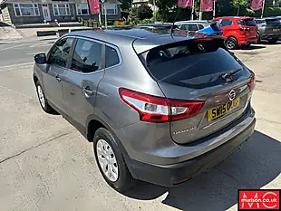 Used 2015 Nissan Qashqai Visia Grey - Interior and Exterior details 12