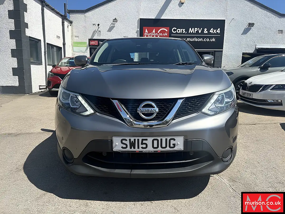Used 2015 Nissan Qashqai Visia Grey - Interior and Exterior details 4