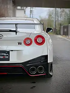 Used 2015 Nissan R35 GT-R Nismo Edition Pearl White - Interior and Exterior details 14