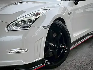 Used 2015 Nissan R35 GT-R Nismo Edition Pearl White - Interior and Exterior details 18
