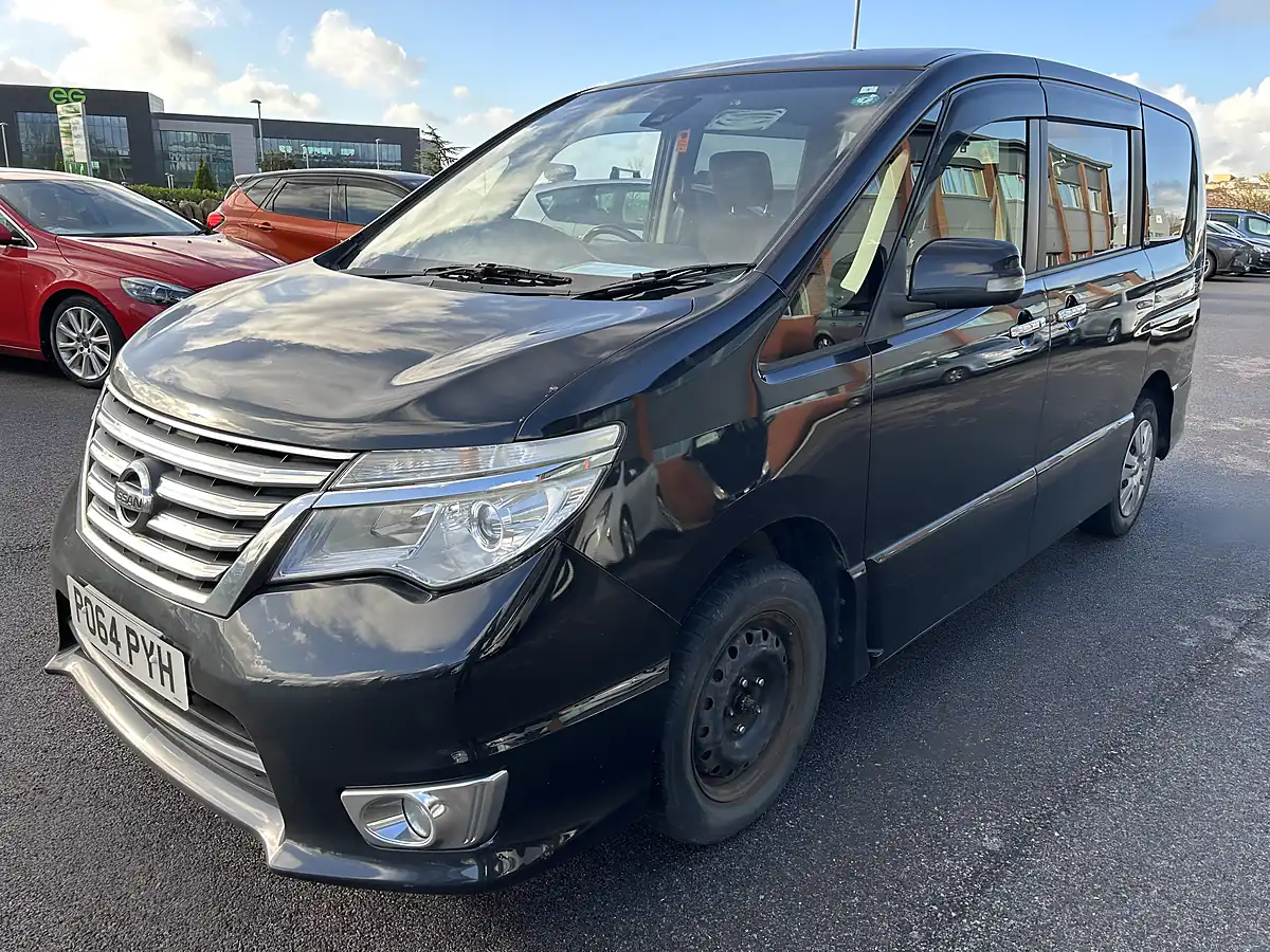 Used 2015 Nissan Serena 7 Seater Black - Interior and Exterior details 13