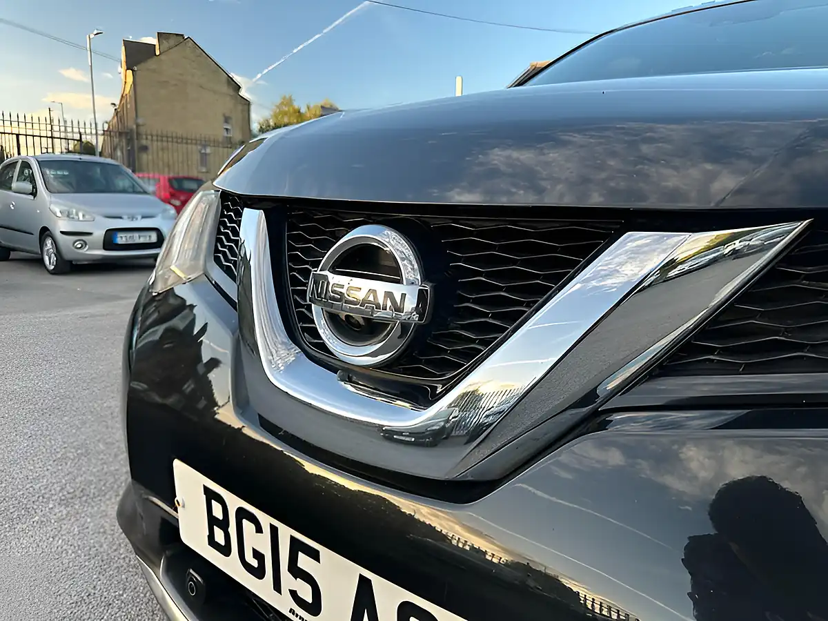 Used 2015 Nissan X-Trail Acenta Black - Interior and Exterior details 10