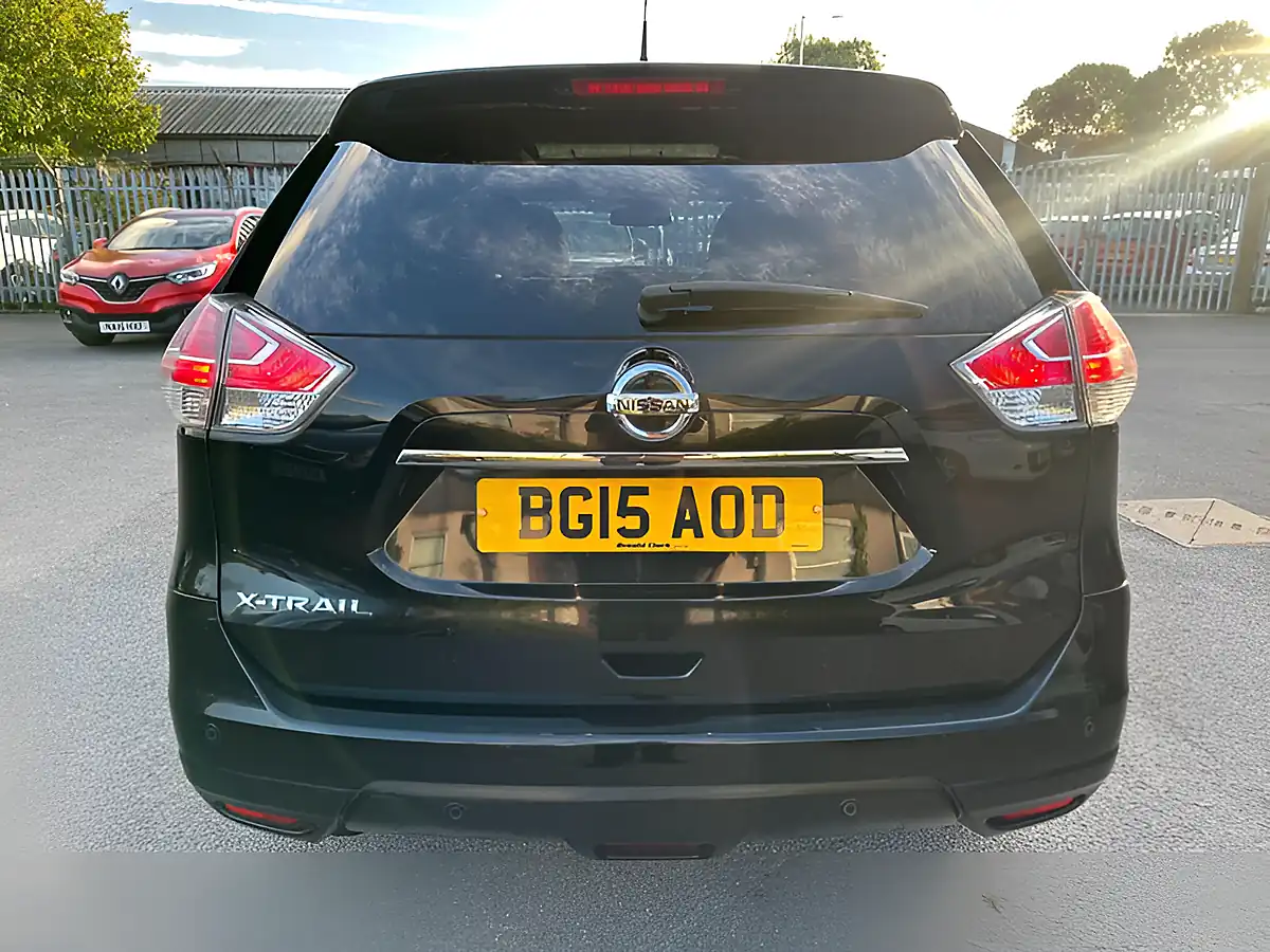 Used 2015 Nissan X-Trail Acenta Black - Interior and Exterior details 11