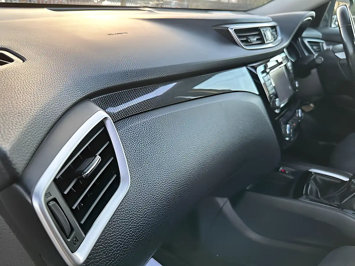 Used 2015 Nissan X-Trail Acenta Black - Interior and Exterior details 20
