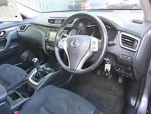 Used 2015 Nissan X-Trail Acenta Grey - Interior and Exterior details 14