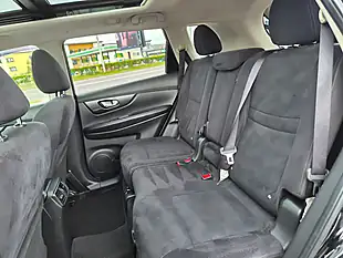 Used 2015 Nissan X-Trail N-Tec Black - Interior and Exterior details 15