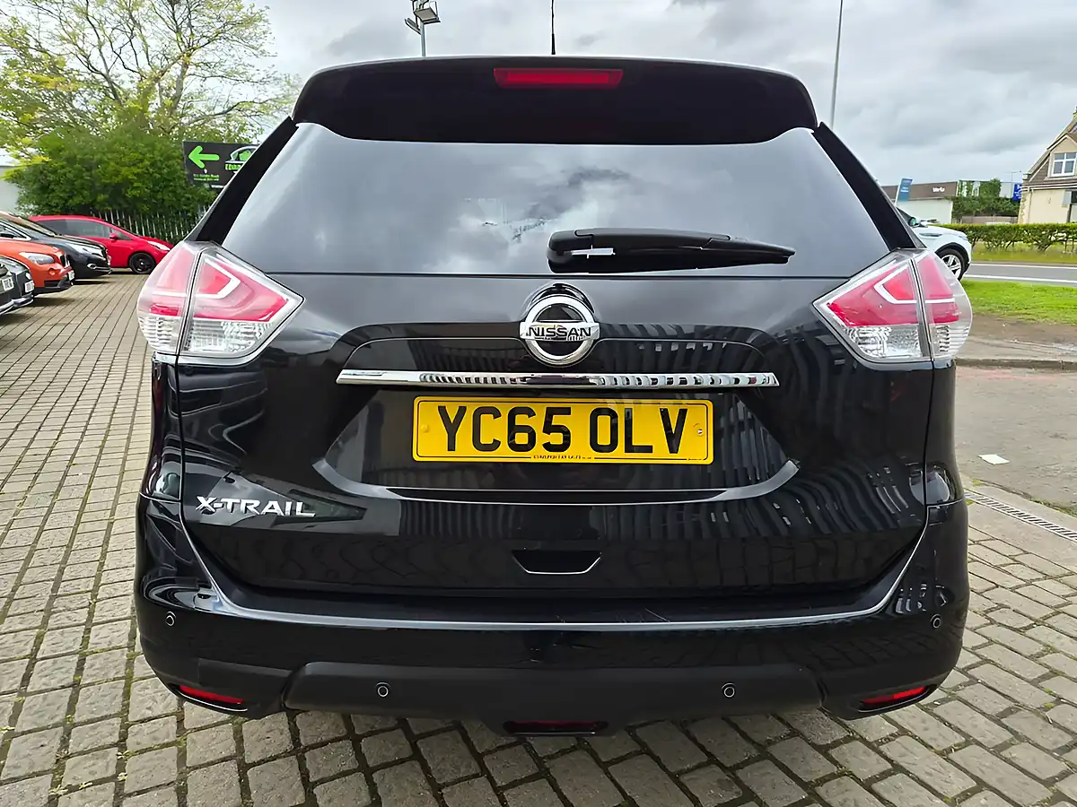 Used 2015 Nissan X-Trail N-Tec Black - Interior and Exterior details 5