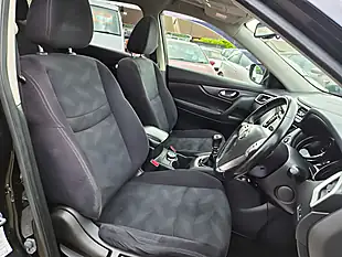 Used 2015 Nissan X-Trail N-Tec Black - Interior and Exterior details 7
