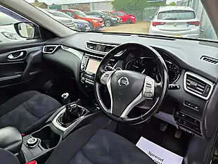 Used 2015 Nissan X-Trail N-Tec Black - Interior and Exterior details 8