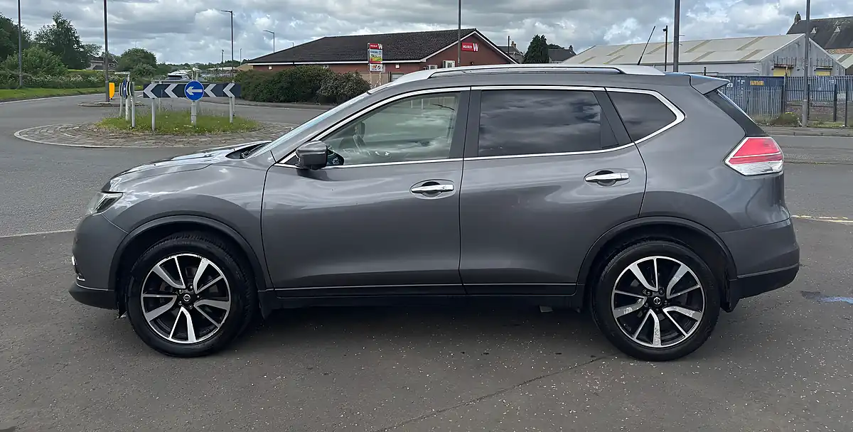 Used 2015 Nissan X-Trail N-Tec Grey - Interior and Exterior details 2