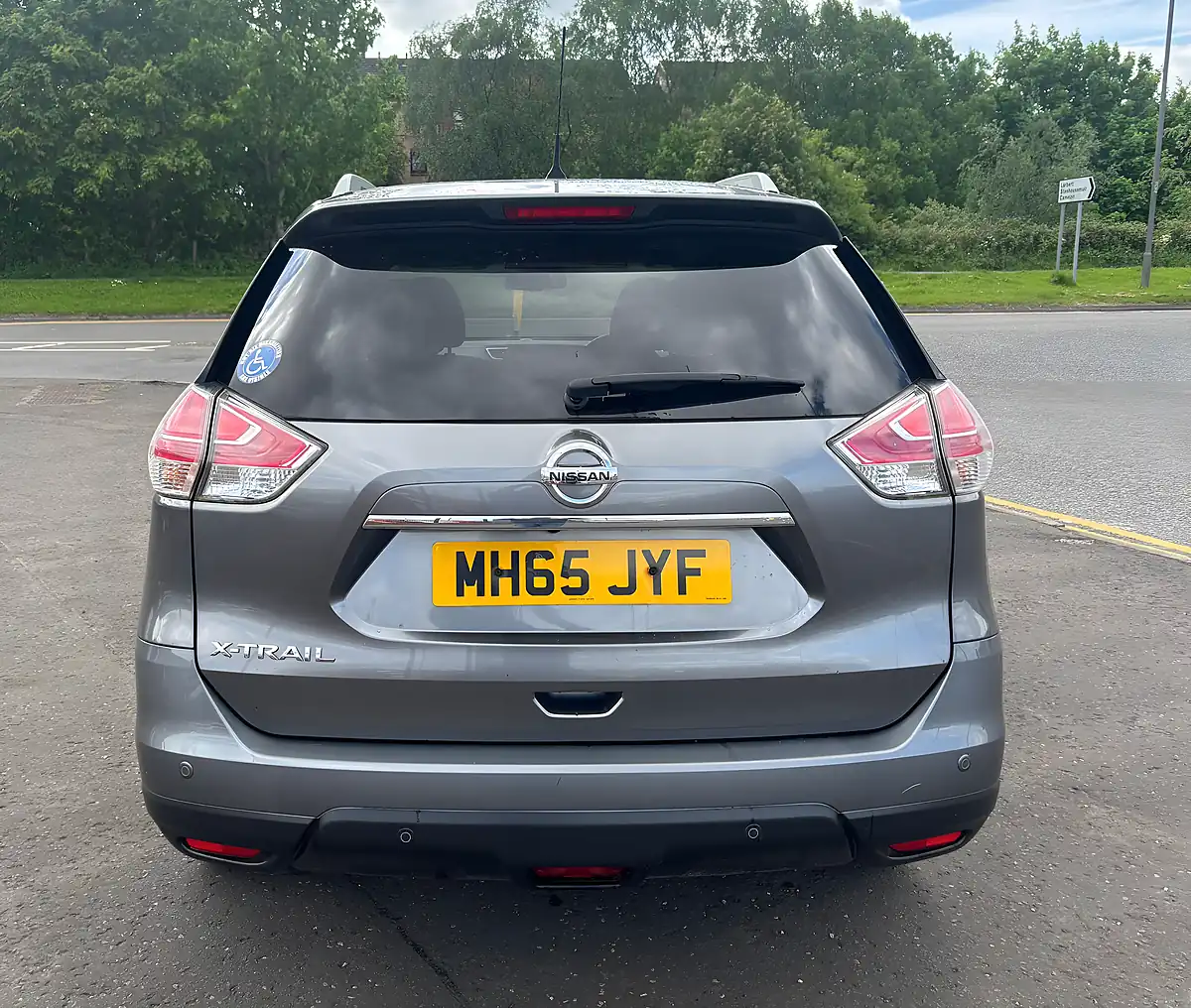 Used 2015 Nissan X-Trail N-Tec Grey - Interior and Exterior details 5