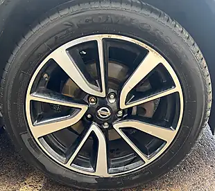 Used 2015 Nissan X-Trail N-Tec Grey - Interior and Exterior details 9