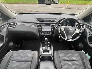 Used 2015 Nissan X-Trail N-Tec Grey - Interior and Exterior details 14