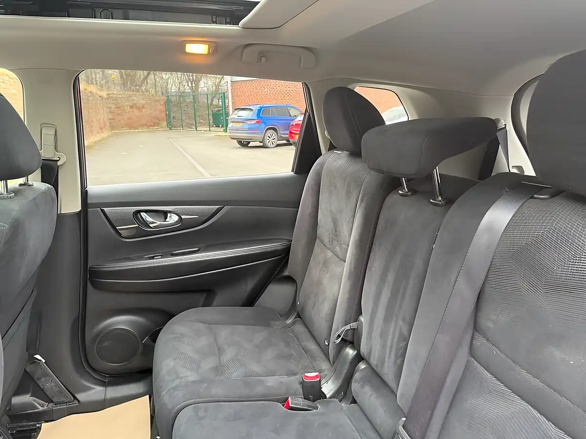Used 2015 Nissan X-Trail N-Tec Orange - Interior and Exterior details 15
