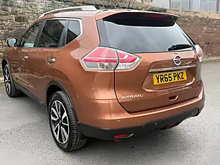 Used 2015 Nissan X-Trail N-Tec Orange - Interior and Exterior details 8