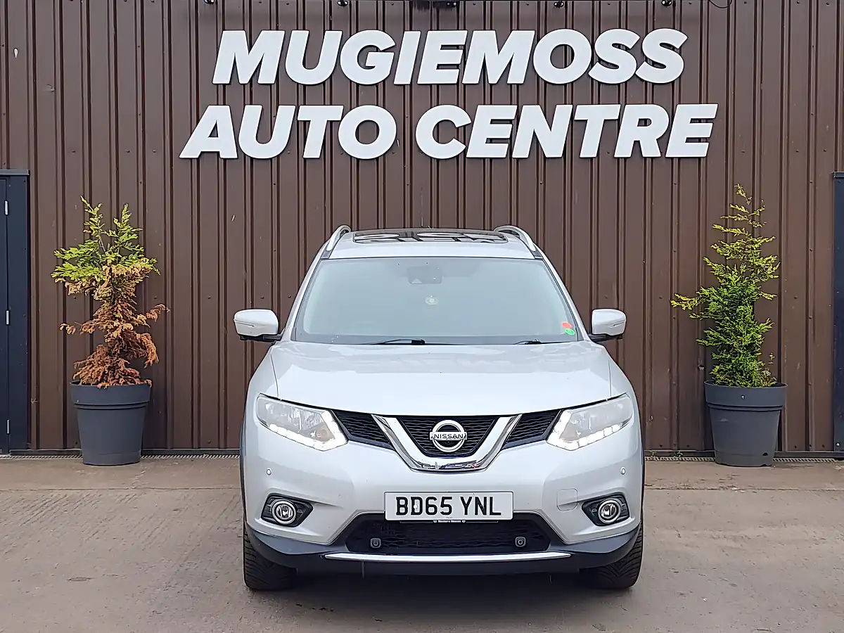 Used 2015 Nissan X-Trail N-Tec Silver - Interior and Exterior details 3