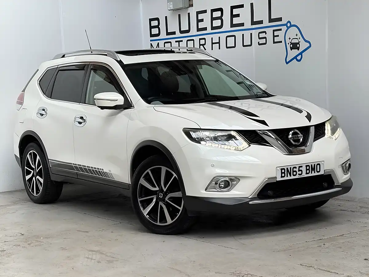 Used 2015 Nissan X-Trail N-Tec Storm White - Front View