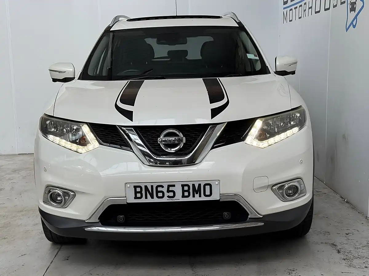 Used 2015 Nissan X-Trail N-Tec Storm White - Interior and Exterior details 2