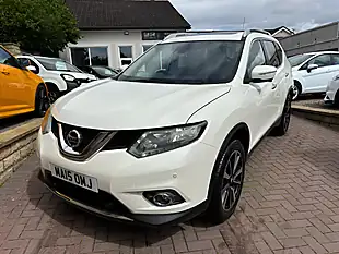 Used 2015 Nissan X-Trail N-Tec White - Interior and Exterior details 4