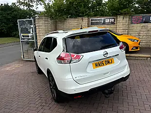 Used 2015 Nissan X-Trail N-Tec White - Interior and Exterior details 8