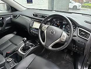 Used 2015 Nissan X-Trail Tekna Black - Interior and Exterior details 13