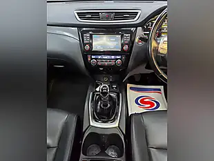 Used 2015 Nissan X-Trail Tekna Black - Interior and Exterior details 14