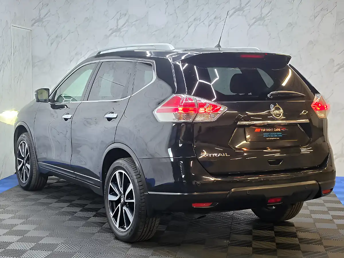 Used 2015 Nissan X-Trail Tekna Black - Interior and Exterior details 6