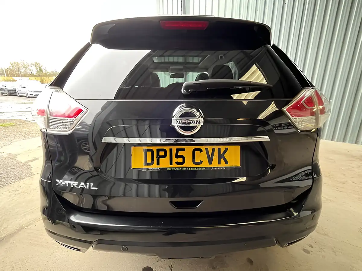 Used 2015 Nissan X-Trail Tekna Black - Interior and Exterior details 13