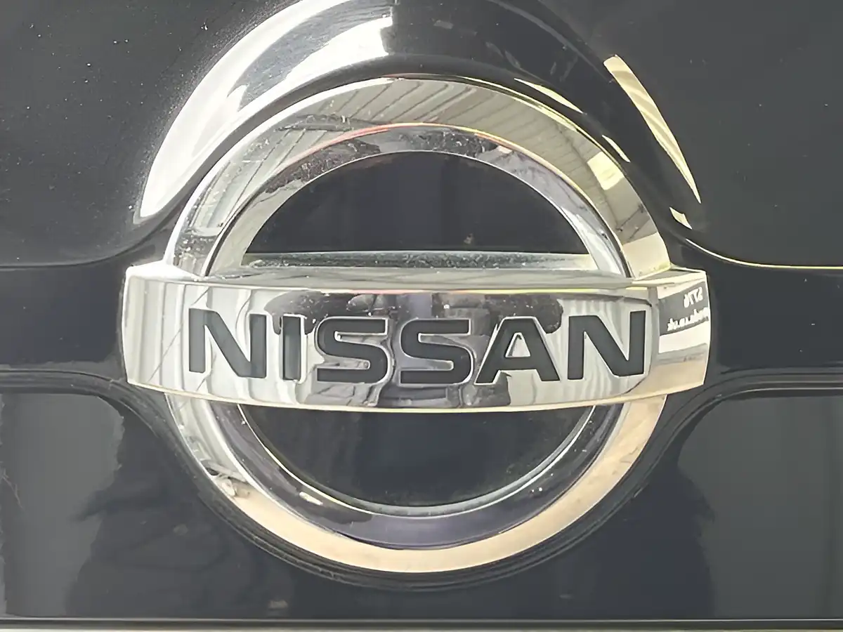 Used 2015 Nissan X-Trail Tekna Black - Interior and Exterior details 7