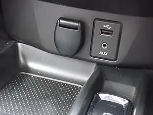 Used 2015 Nissan X-Trail Tekna Blue - Interior and Exterior details 13