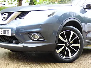 Used 2015 Nissan X-Trail Tekna Blue - Interior and Exterior details 19