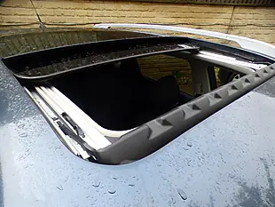 Used 2015 Nissan X-Trail Tekna Blue - Interior and Exterior details 7