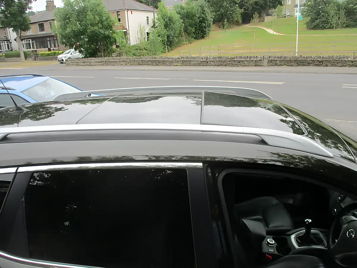 Used 2015 Nissan X-Trail Tekna Green - Interior and Exterior details 14
