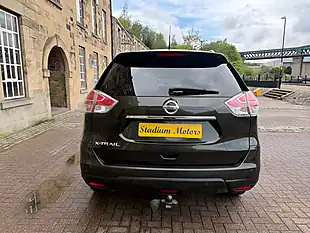 Used 2015 Nissan X-Trail Tekna Green - Interior and Exterior details 15