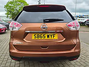 Used 2015 Nissan X-Trail Tekna Orange - Interior and Exterior details 5