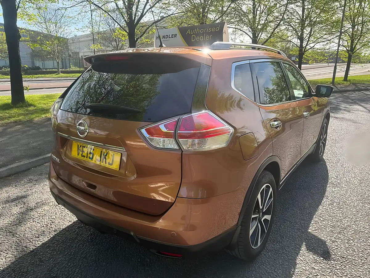 Used 2015 Nissan X-Trail Tekna Orange - Interior and Exterior details 13