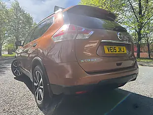 Used 2015 Nissan X-Trail Tekna Orange - Interior and Exterior details 9