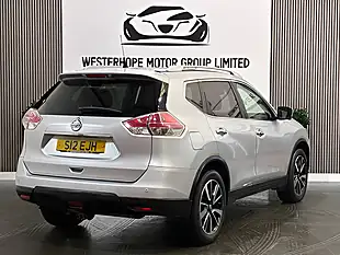 Used 2015 Nissan X-Trail Tekna Silver - Interior and Exterior details 4