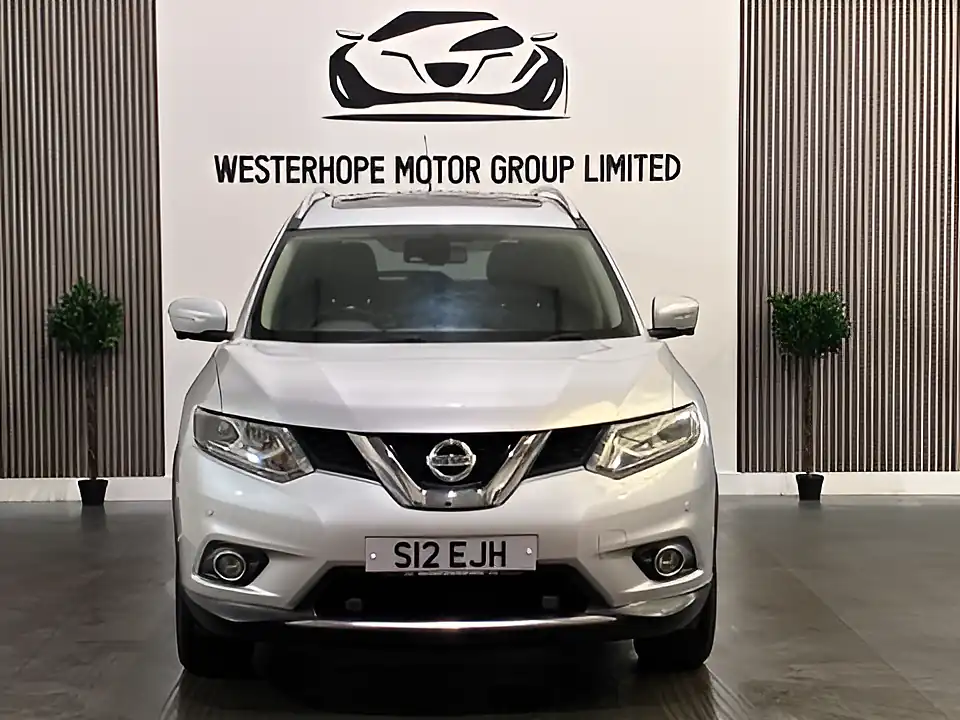 Used 2015 Nissan X-Trail Tekna Silver - Interior and Exterior details 6
