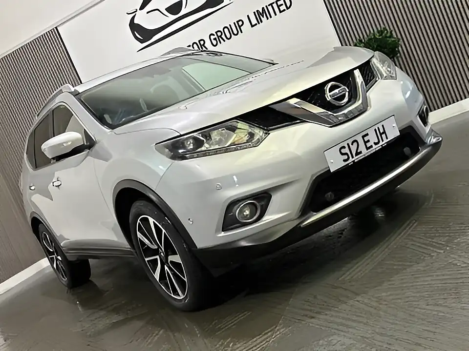Used 2015 Nissan X-Trail Tekna Silver - Interior and Exterior details 7