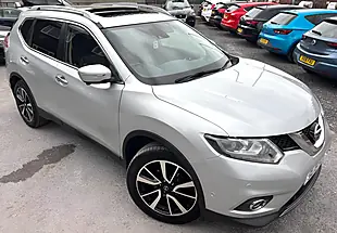 Used 2015 Nissan X-Trail Tekna Silver - Interior and Exterior details 3
