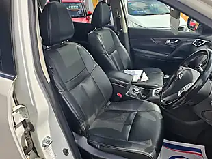 Used 2015 Nissan X-Trail Tekna White - Interior and Exterior details 13