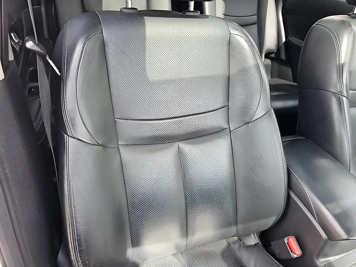 Used 2015 Nissan X-Trail Tekna White - Interior and Exterior details 15