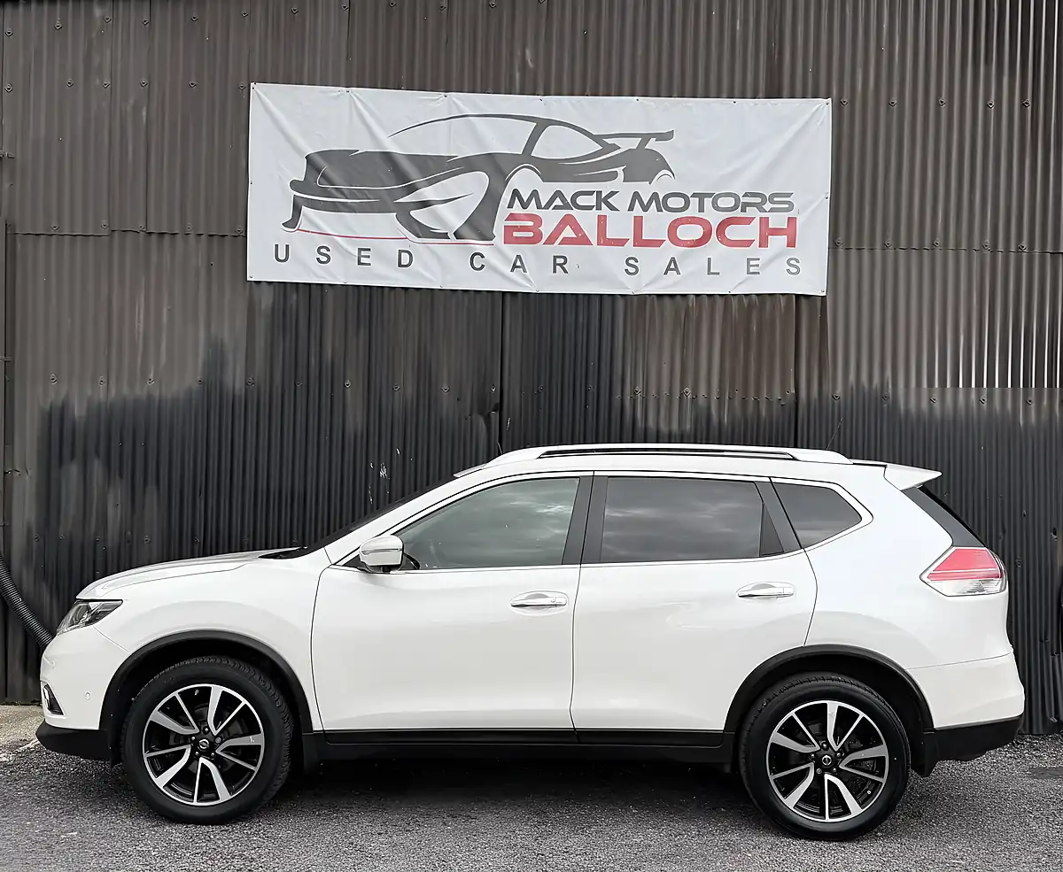 Used 2015 Nissan X-Trail Tekna White - Interior and Exterior details 8