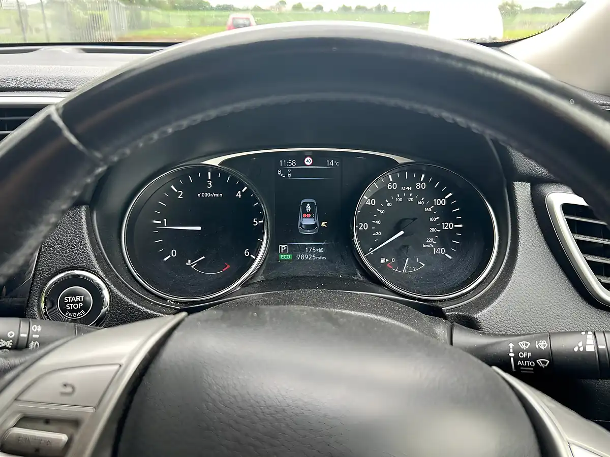 Used 2015 Nissan X-Trail Tekna Xtron Black - Interior and Exterior details 11