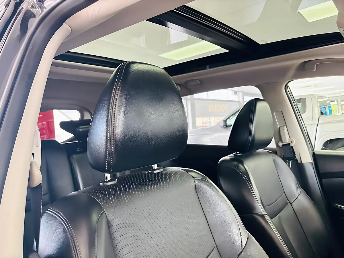 Used 2015 Nissan X-Trail Tekna Xtron Euro 6 Black - Interior and Exterior details 14