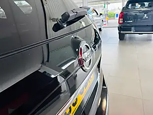 Used 2015 Nissan X-Trail Tekna Xtron Euro 6 Black - Interior and Exterior details 5