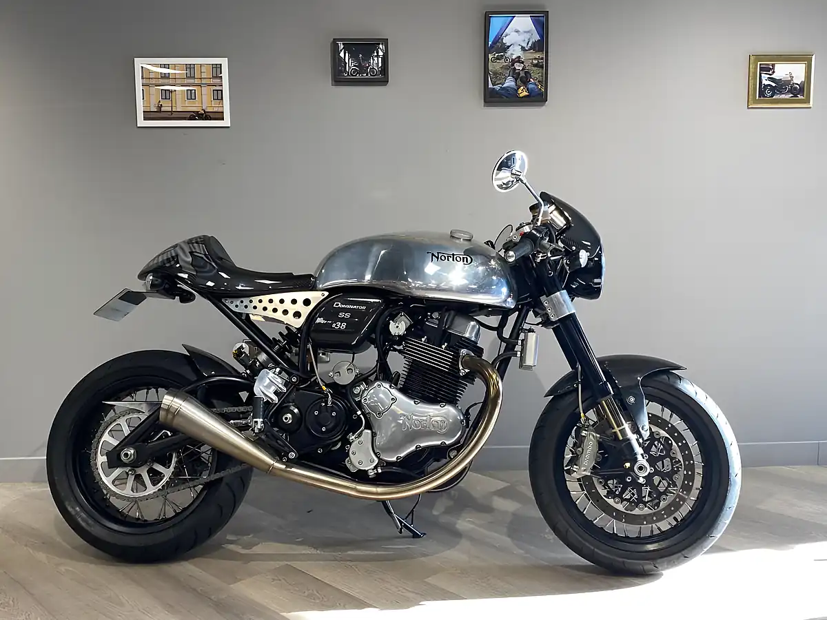 Used 2015 Norton Dominator Ss - Front View